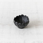 村上直子|黒錆 マーガレット豆鉢