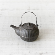 村上直子|鉄sabi 土瓶(小)